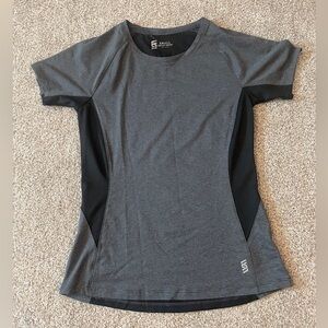 Second Skin Gray/Black Workout Tee